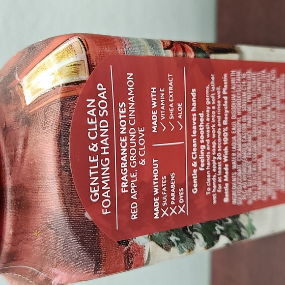Bath & Body Works 5 Piece Foaming Hand Soap Bundle - Cold & Festive Destash - Picture 5 of 5